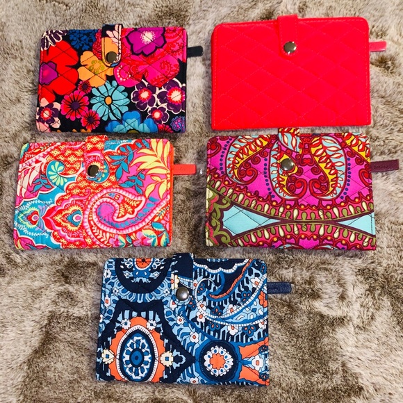 Vera Bradley Handbags - VERA BRADLEY FREE W BUNDLE